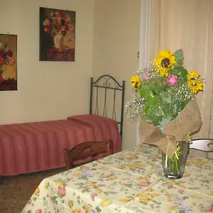Iside Apartament